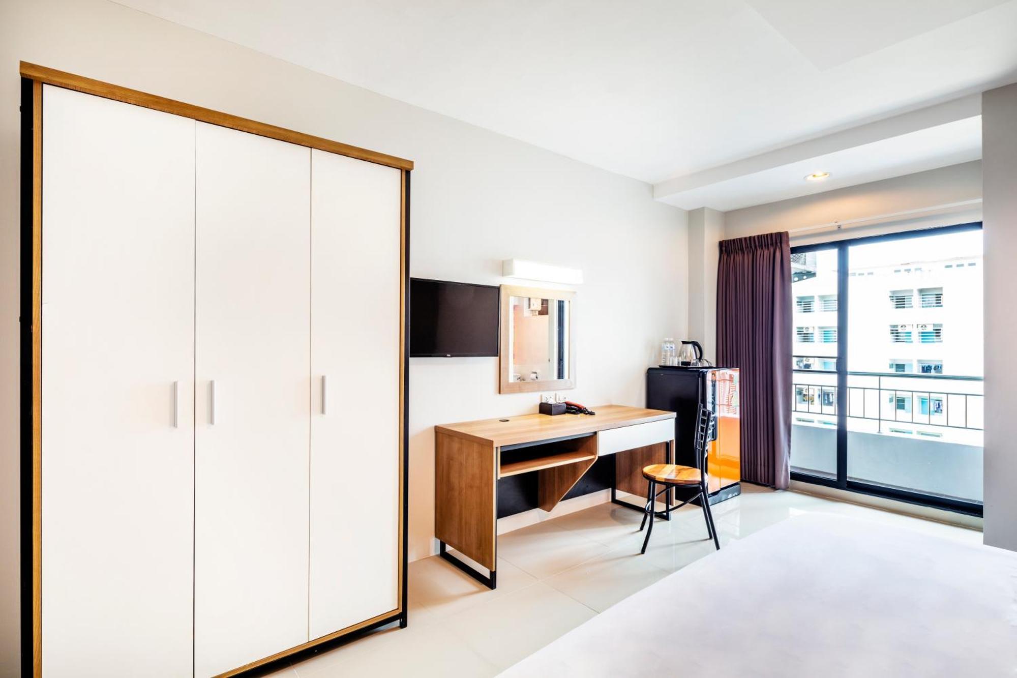 Aliz Hotel Nonthaburi Luaran gambar